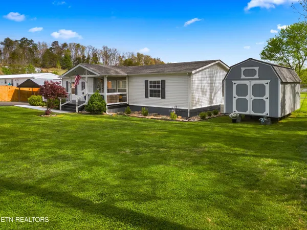 $339,000 | 634 Nursery Road, Dandridge, TN 37725