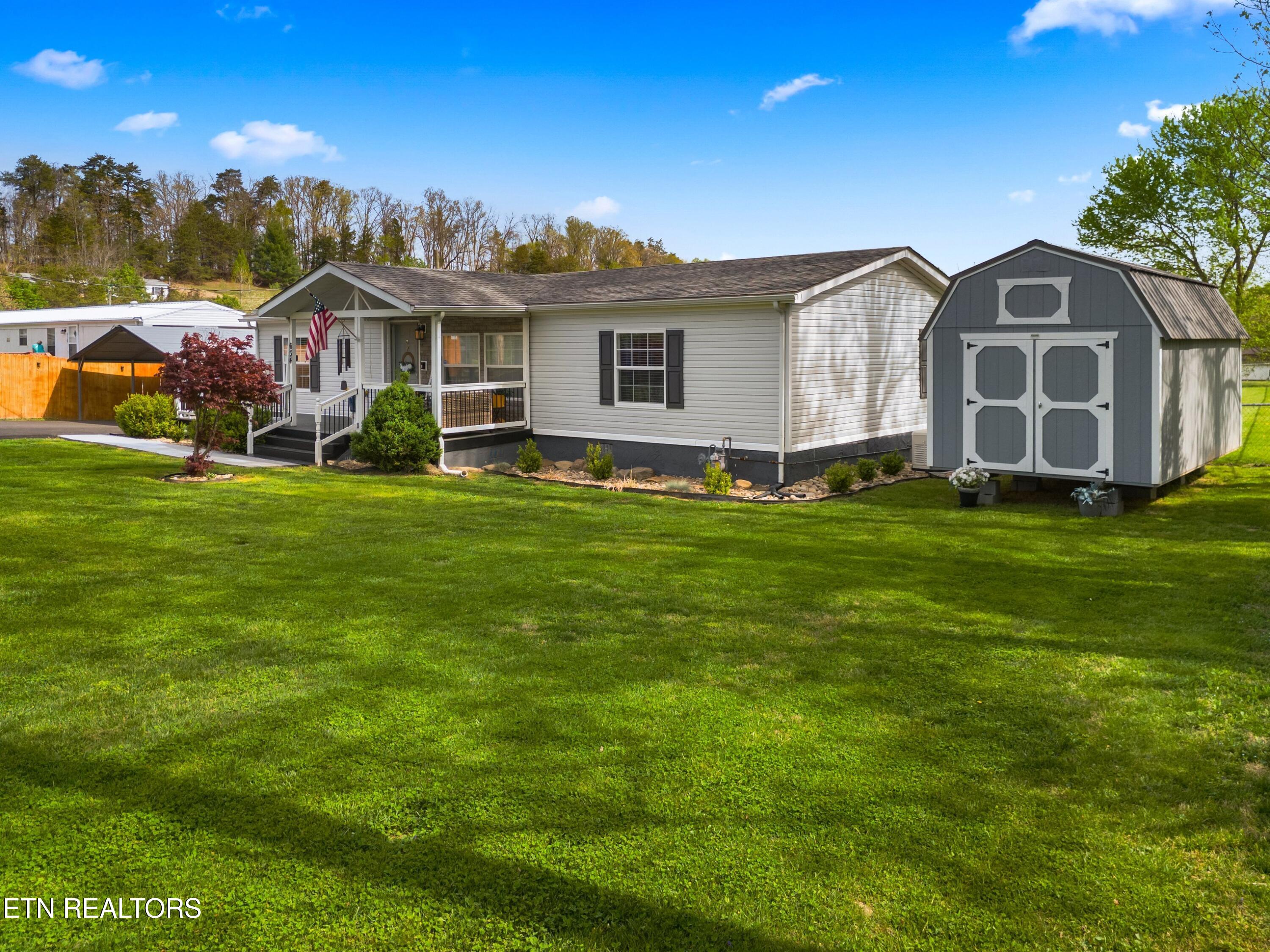 634 Nursery Road Dandridge, TN 37725 - Photo 31 of 35 031-634NurseryRoad-Dandridge-TN-37725-SM