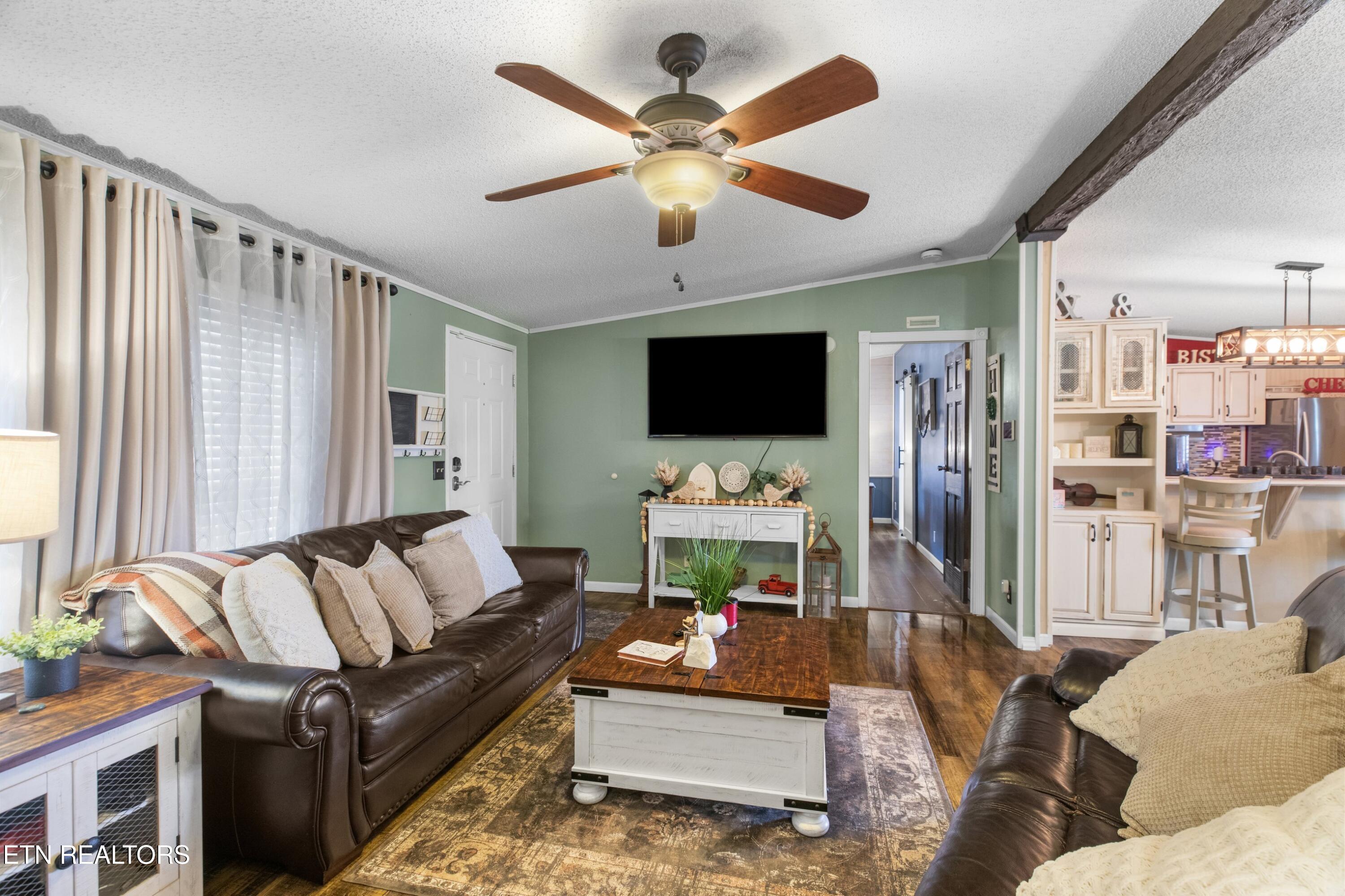 634 Nursery Road Dandridge, TN 37725 - Photo 7 of 35 007-634NurseryRoad-Dandridge-TN-37725-SM