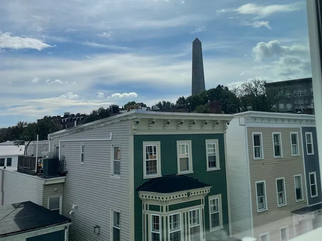 $2,950 | 172 Bunker Hill Street, Unit 3, Boston, MA 02129