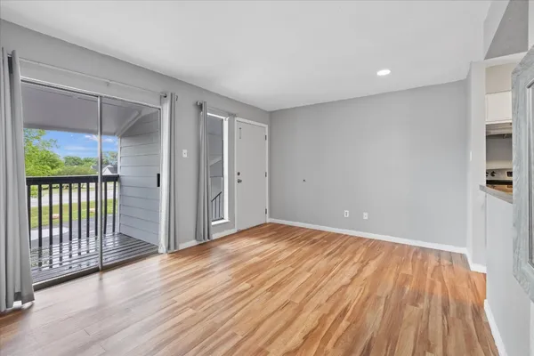 $899 | 13151 Walden Road, Unit 172, Montgomery, TX 77356