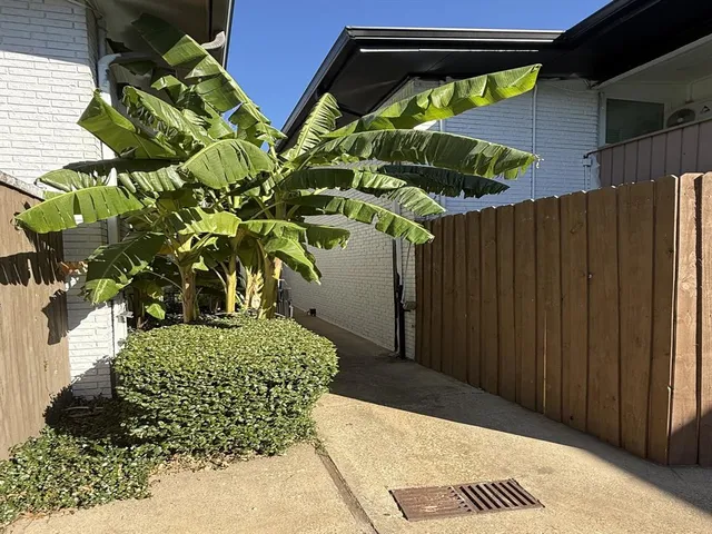 $99,999 | 2627 Douglas Avenue, Unit 115, Dallas, TX 75219