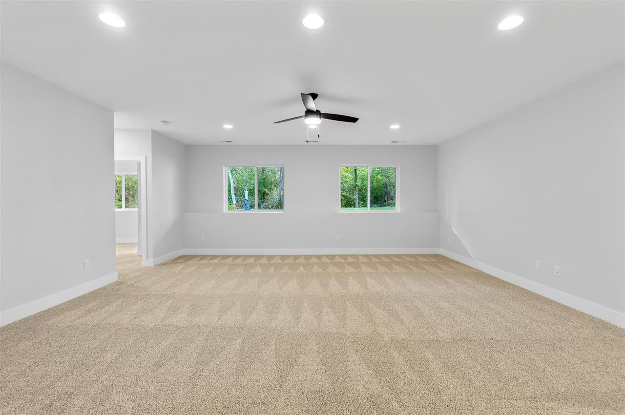1338 High Country Road Coralville, IA 52241 - Photo 23 of 33 Gallery Image 23