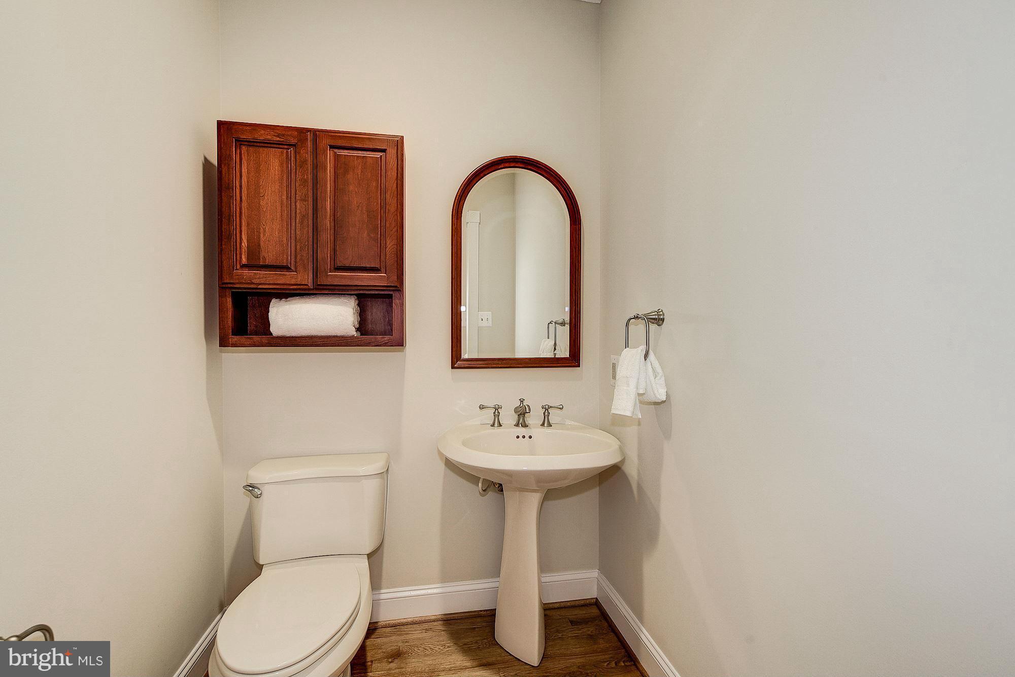 542 Ednor Road Ashton, MD 20861 - Photo 11 of 29 Powder Room