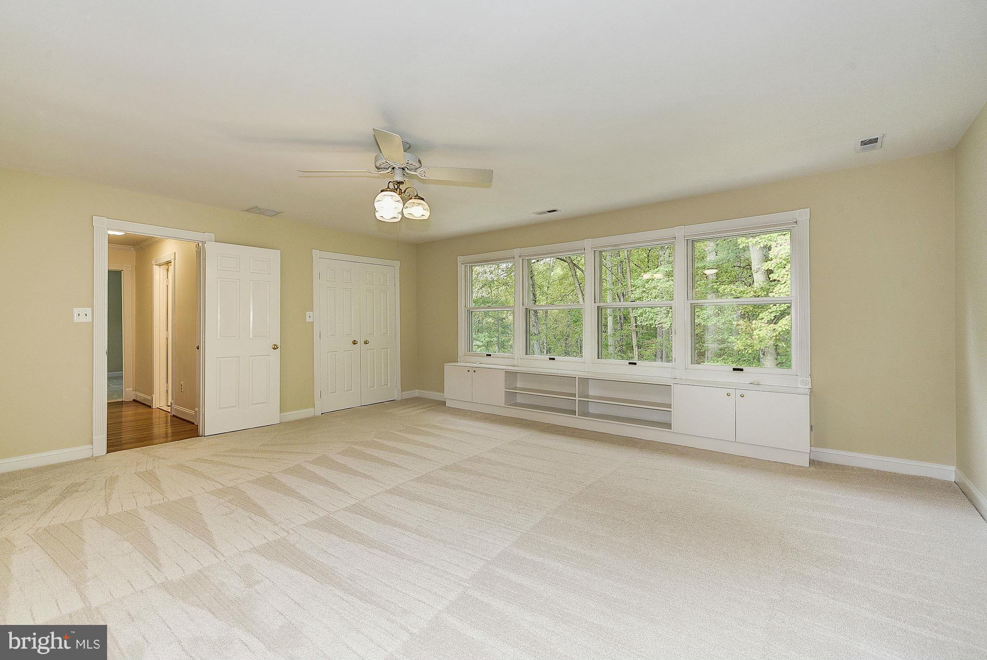 542 Ednor Road Ashton, MD 20861 - Photo 13 of 29 Owner's Bedroom Suite