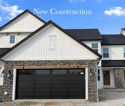 $689,900 | 421 Bordeaux Boulevard, Broadview Heights, OH 44147