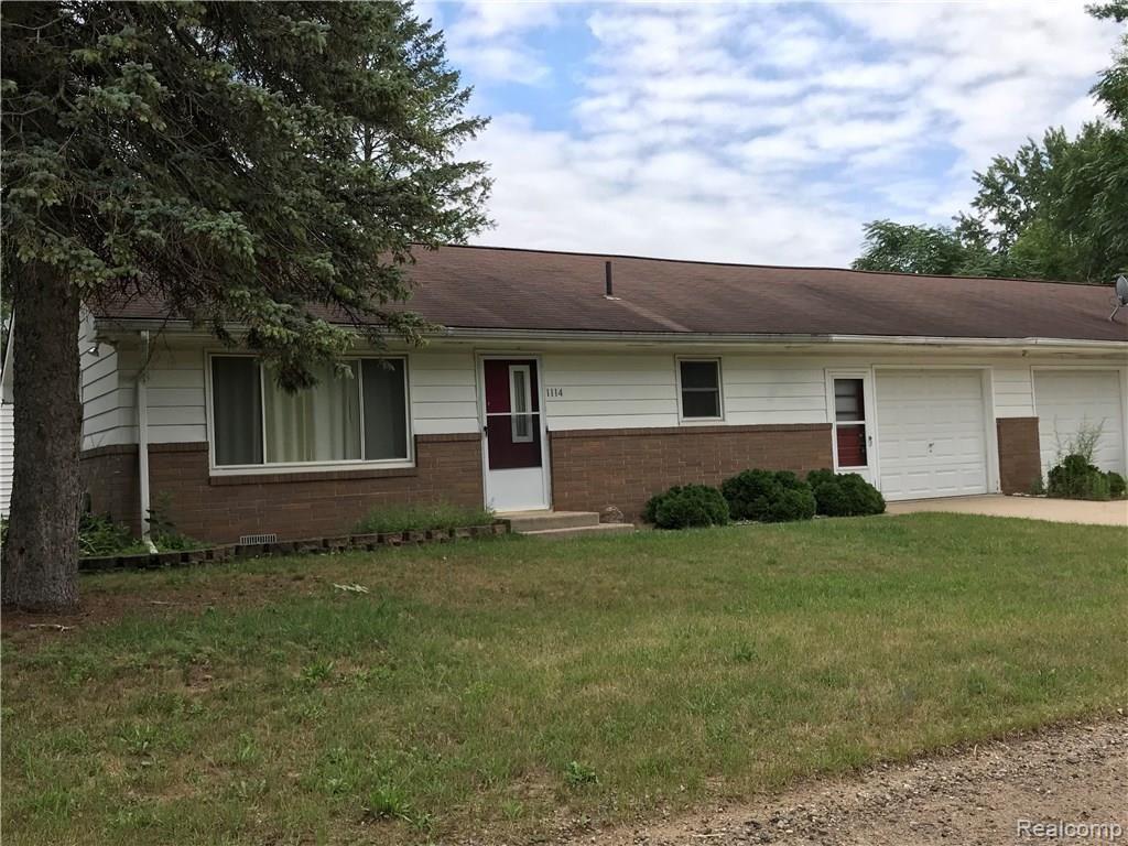 1114 Sunset Holly, MI 48442 - Photo 1 of 15