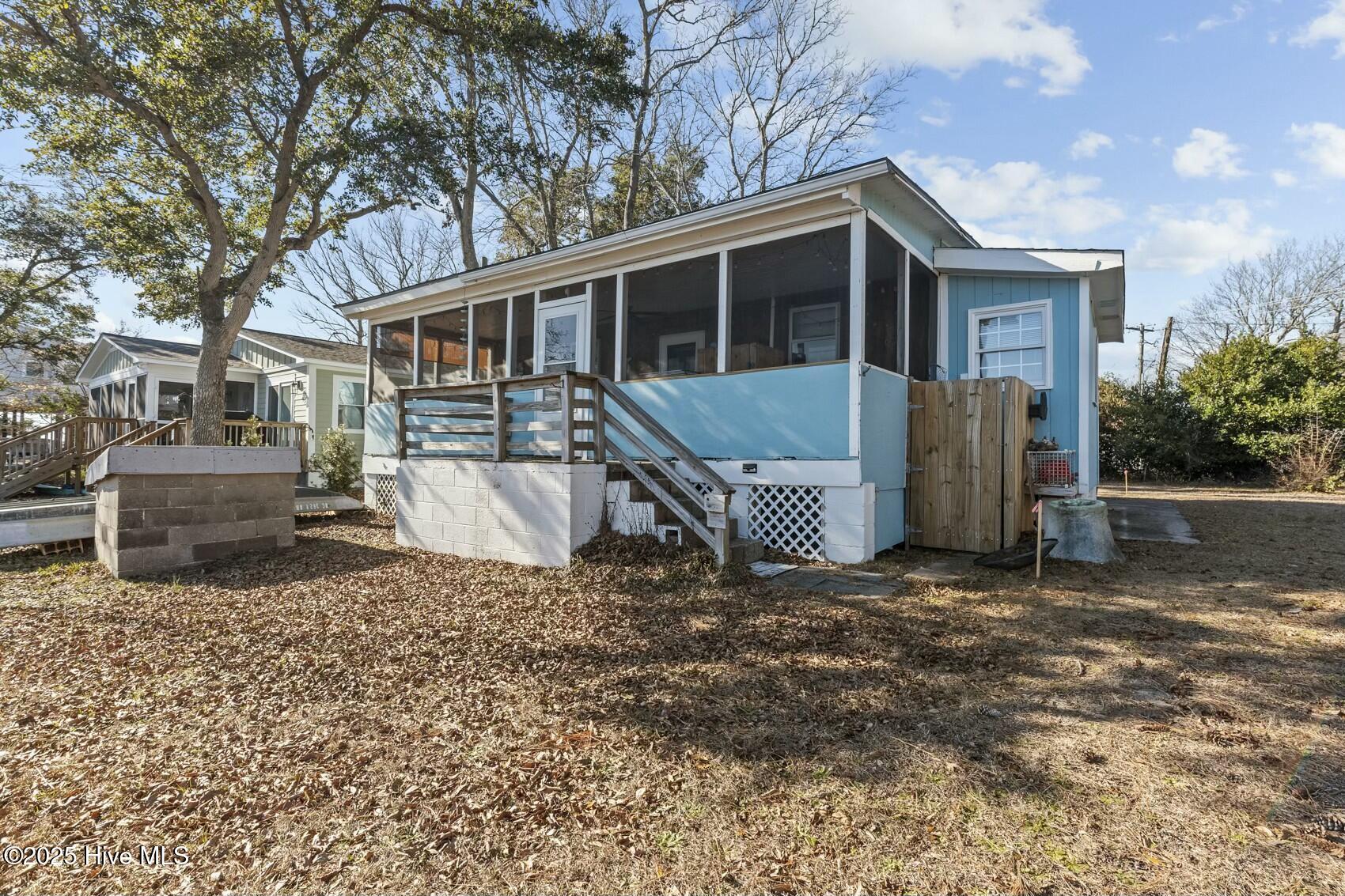 626 Little Kinston Road Surf City, NC 28445 - Photo 21 of 38 20