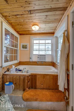 $400,000 | 241 Riverview Street, Belhaven, NC 27810
