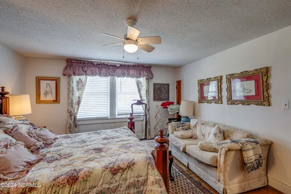 $400,000 | 241 Riverview Street, Belhaven, NC 27810