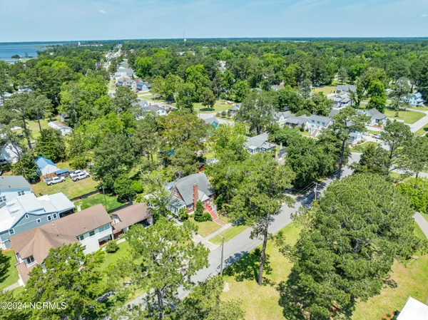 $400,000 | 241 Riverview Street, Belhaven, NC 27810