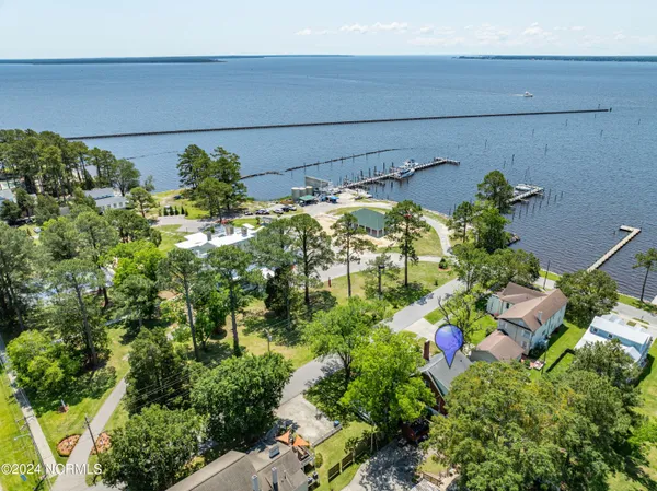 $400,000 | 241 Riverview Street, Belhaven, NC 27810