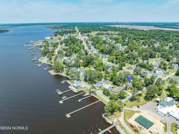 $400,000 | 241 Riverview Street, Belhaven, NC 27810