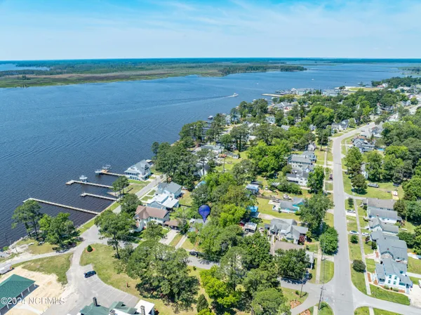 $400,000 | 241 Riverview Street, Belhaven, NC 27810