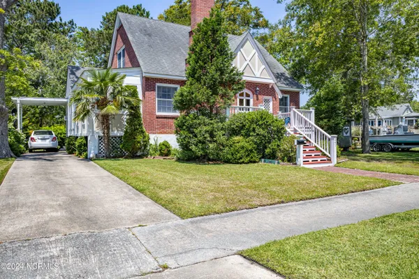 $400,000 | 241 Riverview Street, Belhaven, NC 27810