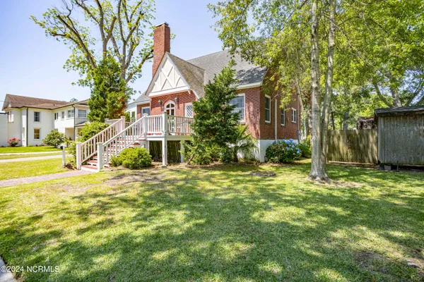 $400,000 | 241 Riverview Street, Belhaven, NC 27810