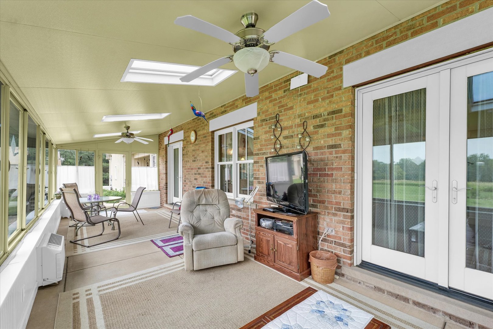 647 County Farm Road Monticello, IL 61856 - Photo 16 of 74