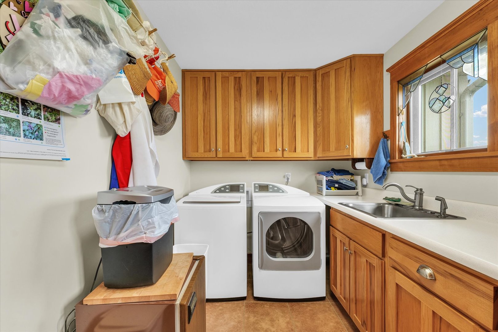 647 County Farm Road Monticello, IL 61856 - Photo 42 of 74 a utility room with dryer and washer