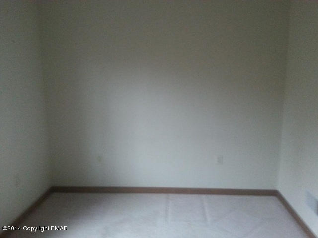 467 Northampton Road Tobyhanna, PA 18466 - Photo 5 of 10 rance,nick,northampton,evergreen 098