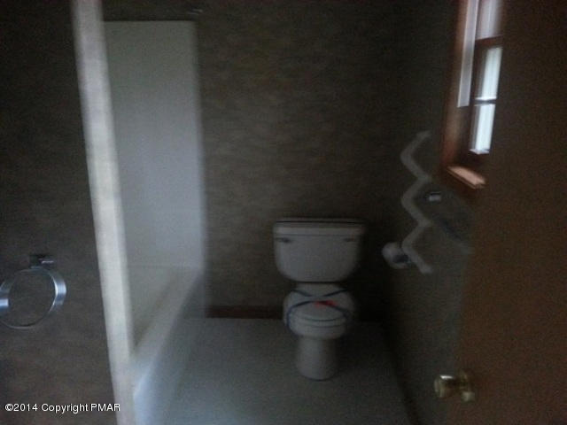 467 Northampton Road Tobyhanna, PA 18466 - Photo 7 of 10 rance,nick,northampton,evergreen 100
