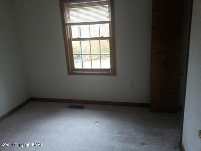 467 Northampton Road Tobyhanna, PA 18466 - Photo 8 of 10 rance,nick,northampton,evergreen 101