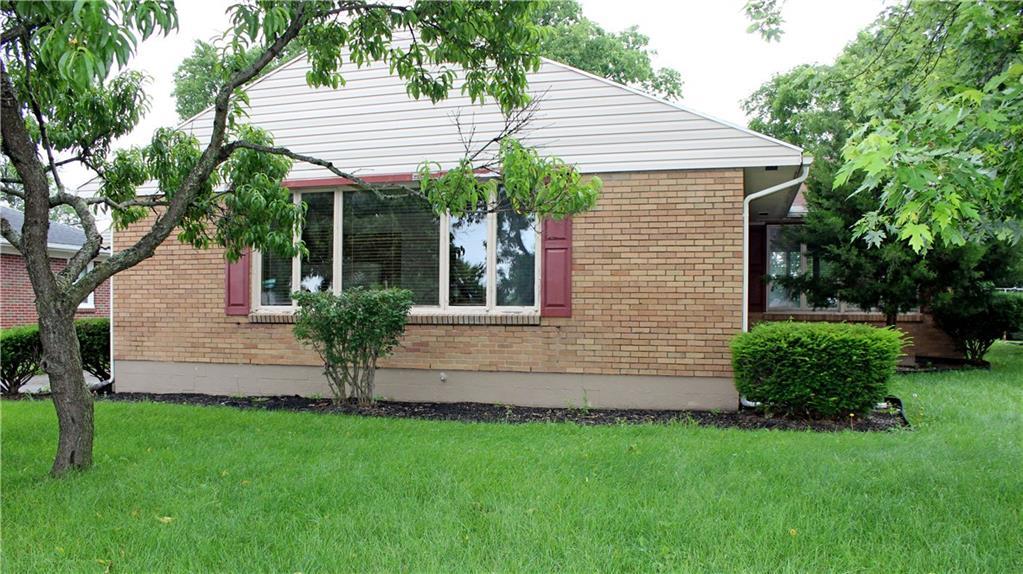 1122 RedBud Lane Springfield, OH 45504 - Photo 2 of 20 Gallery Image 2