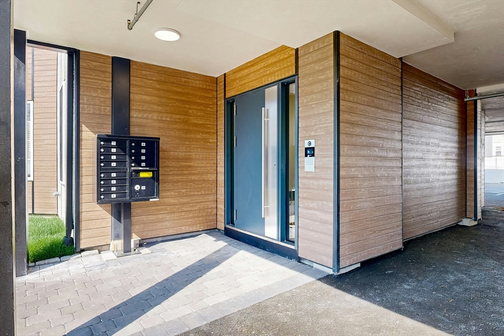 476 Warren Street Boston, MA 02121 - Photo 3 of 29 a view of front door of house