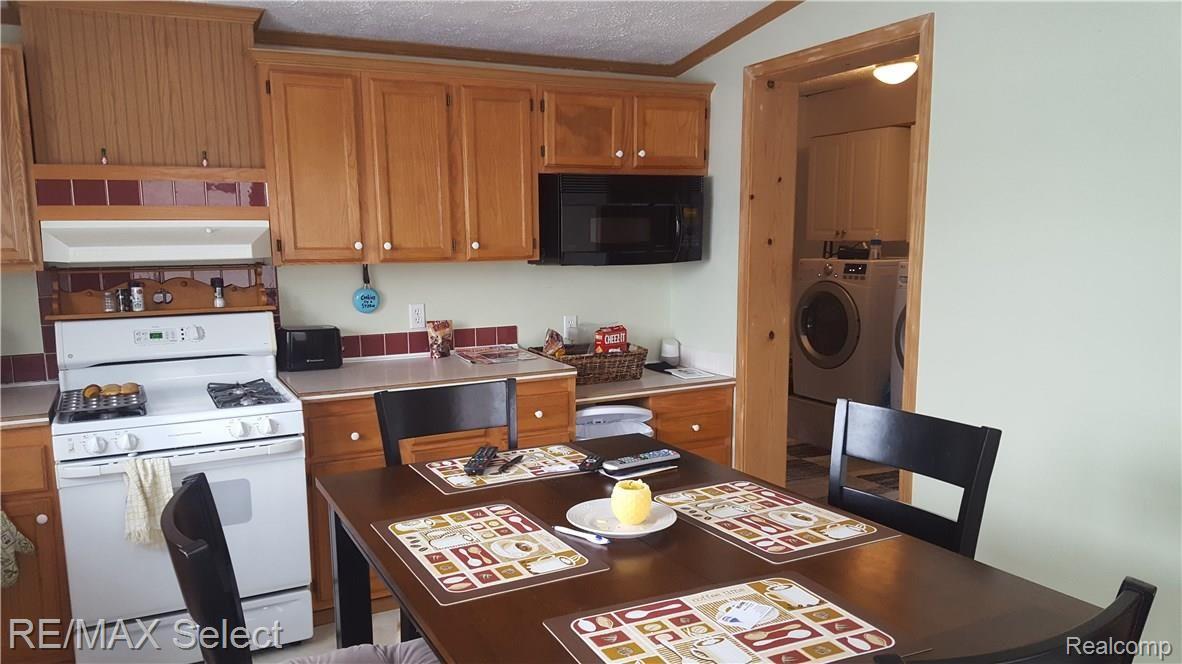 11315 East Stanley Road Davison, MI 48423 - Photo 4 of 9 20180312_140703.jpg
