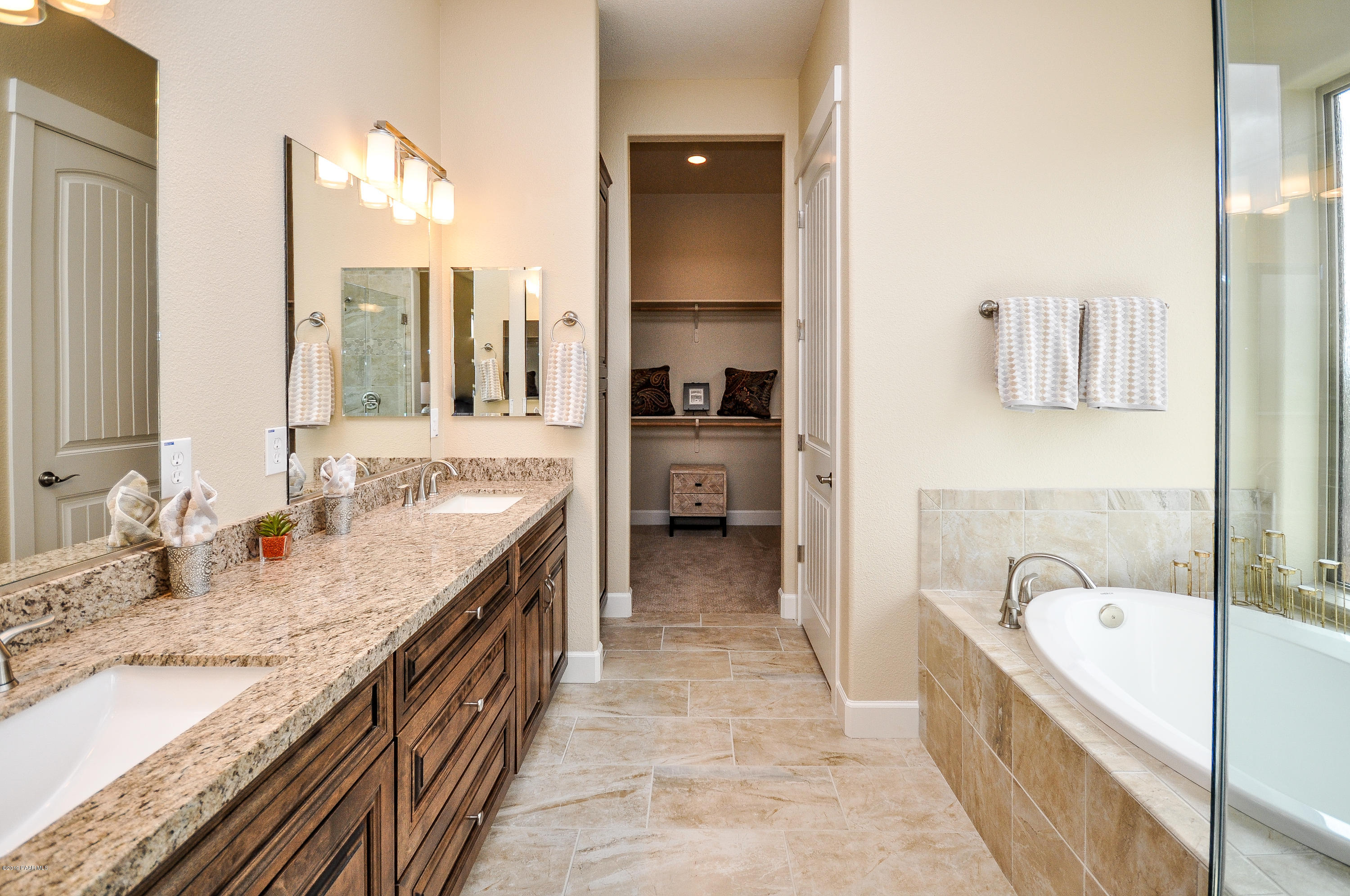 5880 Tita Road Prescott, AZ 86305 - Photo 19 of 26 Master EnSuite