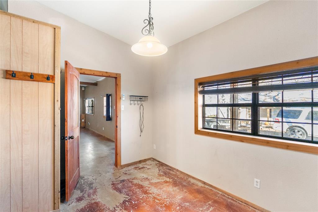 309 Cedar Point Circle Gordonville, TX 76245 - Photo 8 of 16