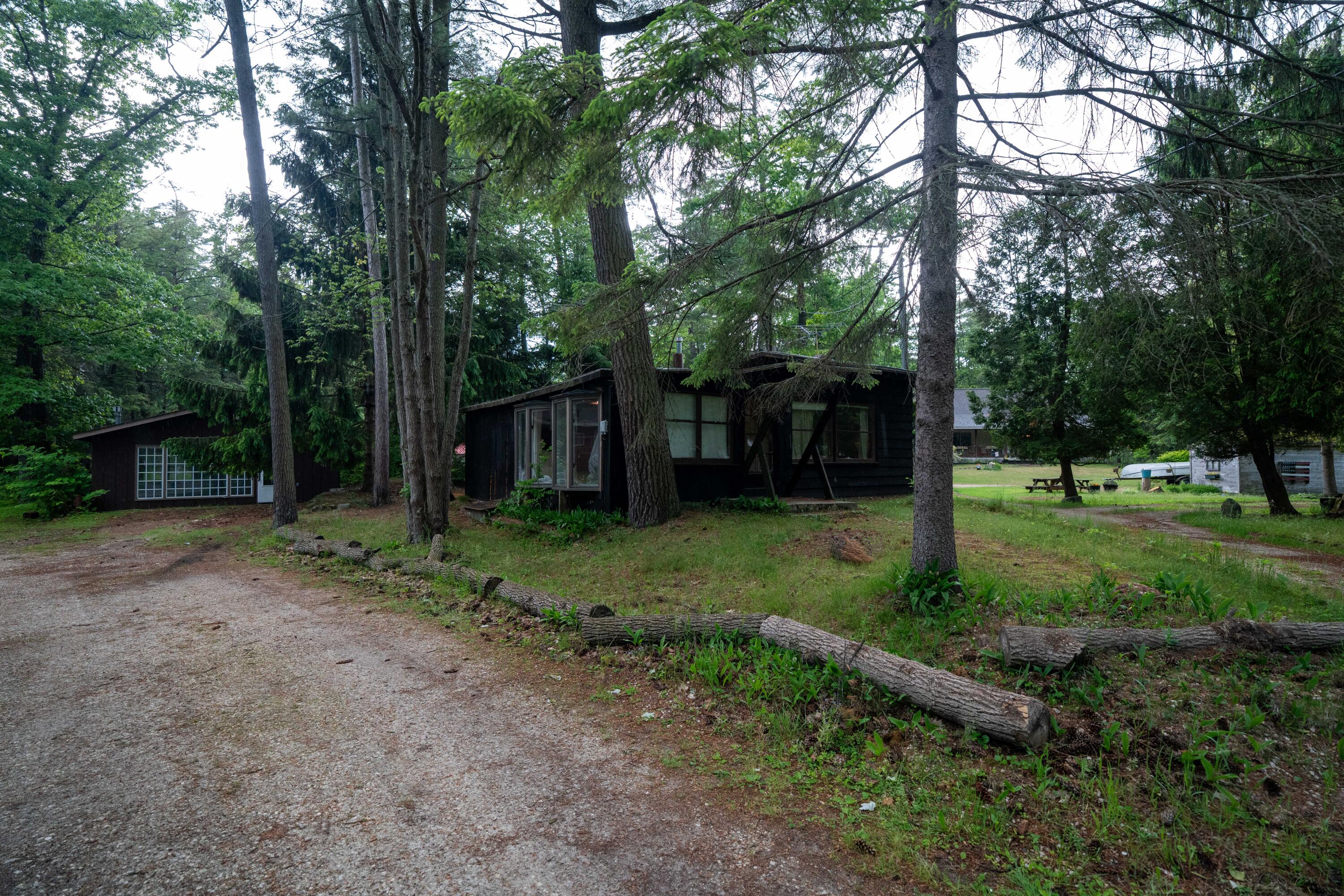 N2220 Foster Road South Holland, WI 53070 - Photo 28 of 38 Primary Dwelling