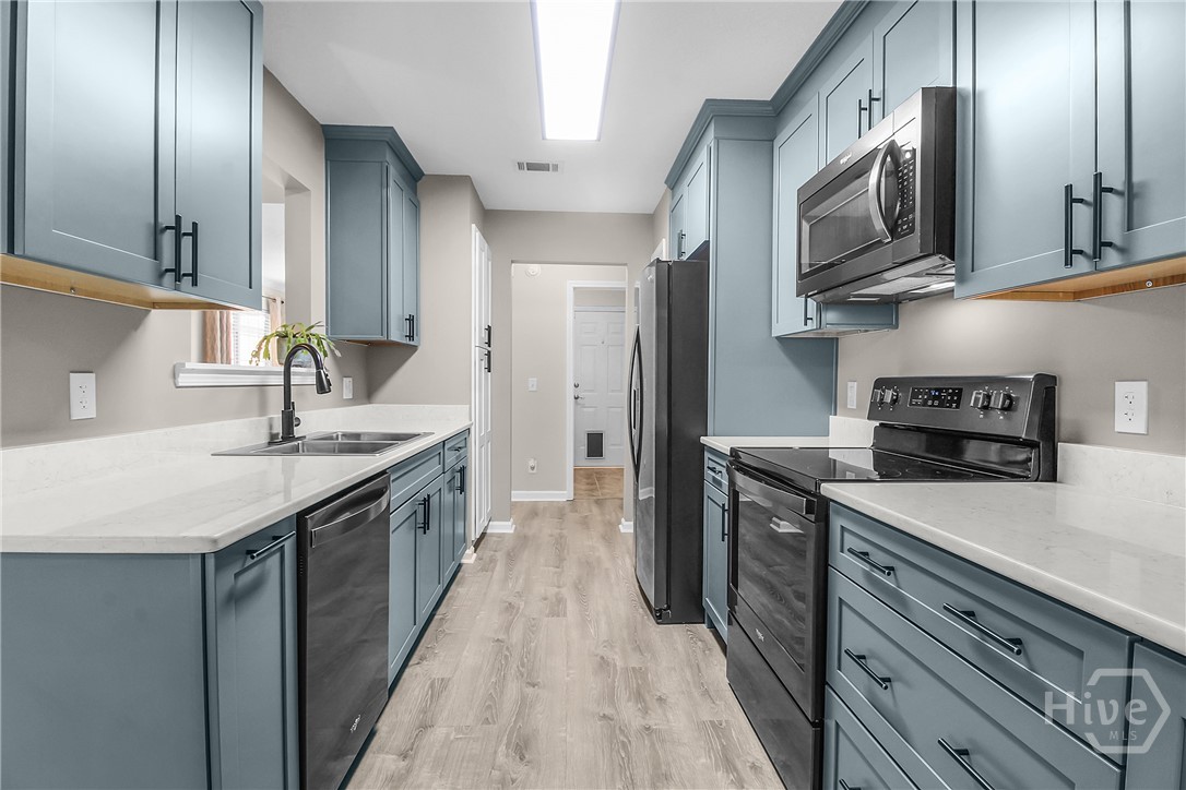 151 Brooklyn Way Pooler, GA 31322 - Photo 23 of 58 Kitchen