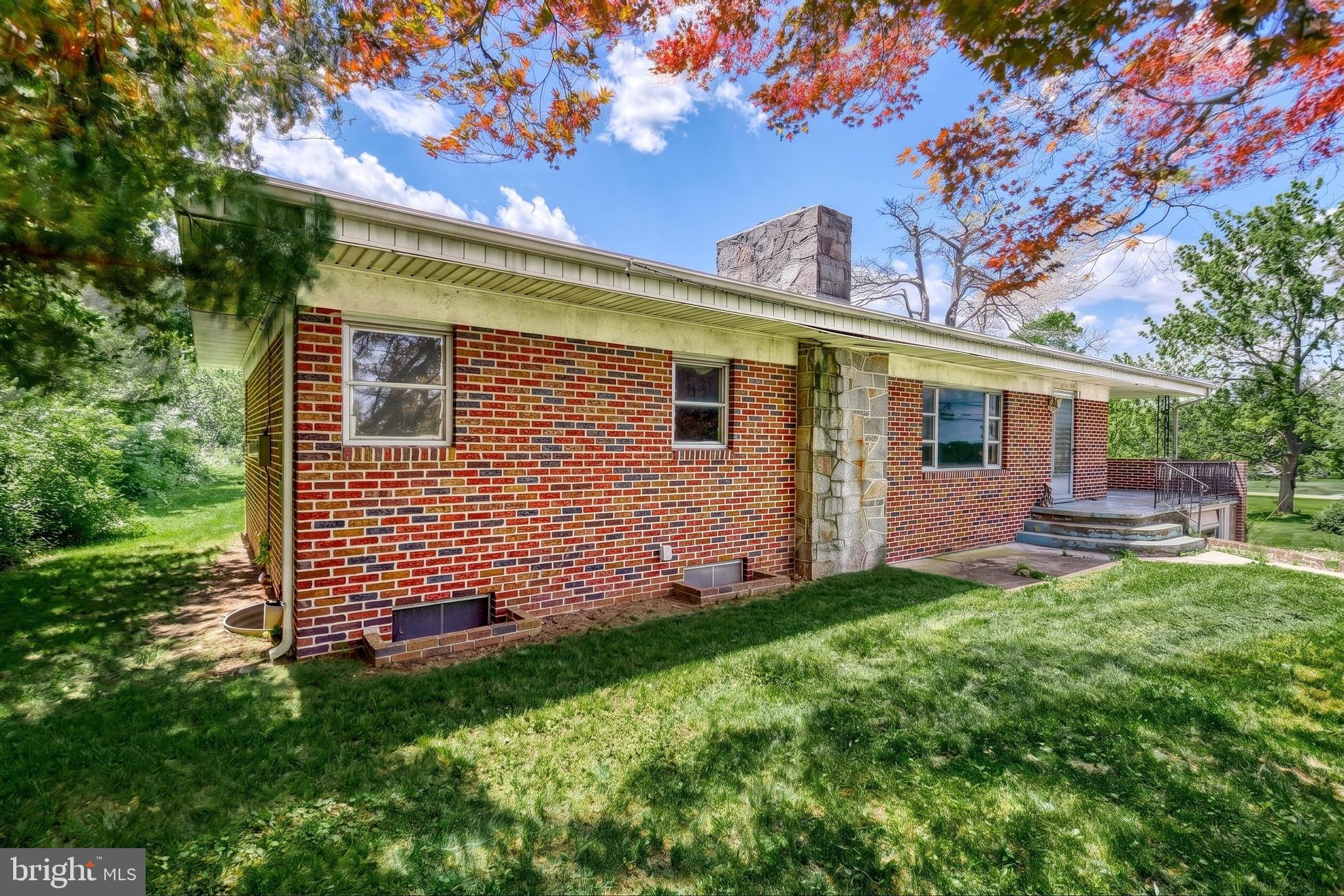9 Pine Grove Road Hanover, PA 17331 - Photo 3 of 42