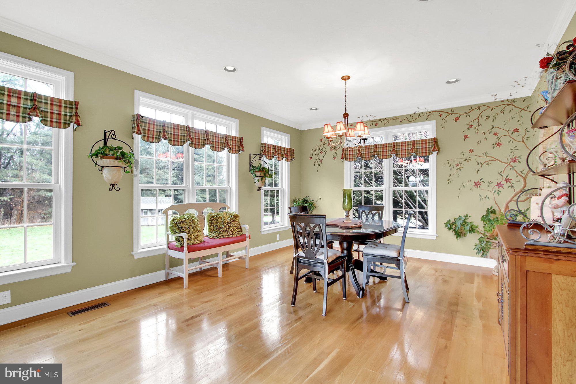 2860 Barkhill Road York, PA 17404 - Photo 11 of 36 Gallery Image 11