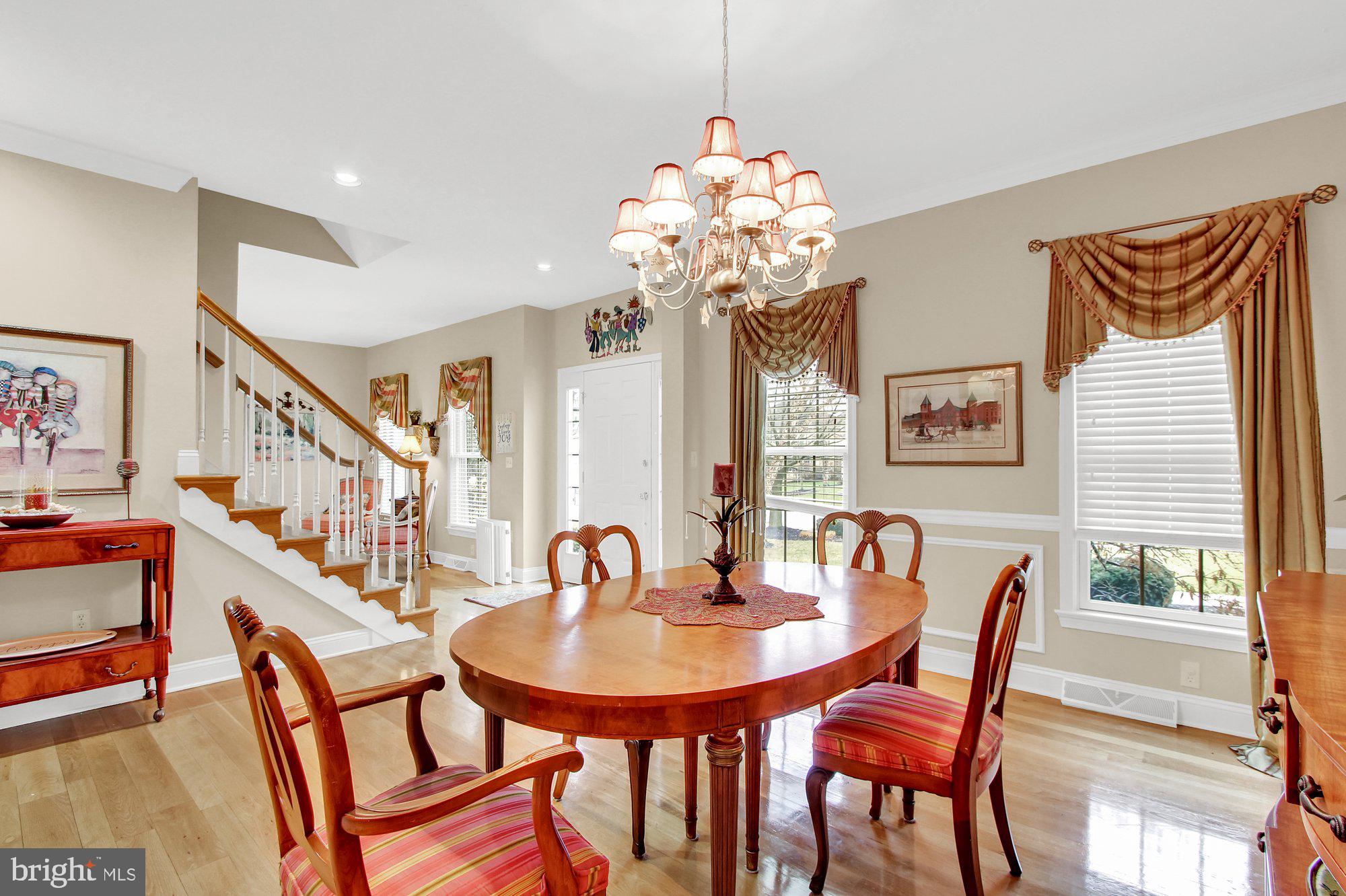 2860 Barkhill Road York, PA 17404 - Photo 4 of 36 Gallery Image 4