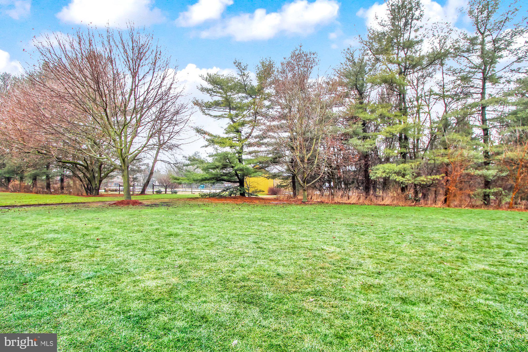 2860 Barkhill Road York, PA 17404 - Photo 34 of 36 Gallery Image 34