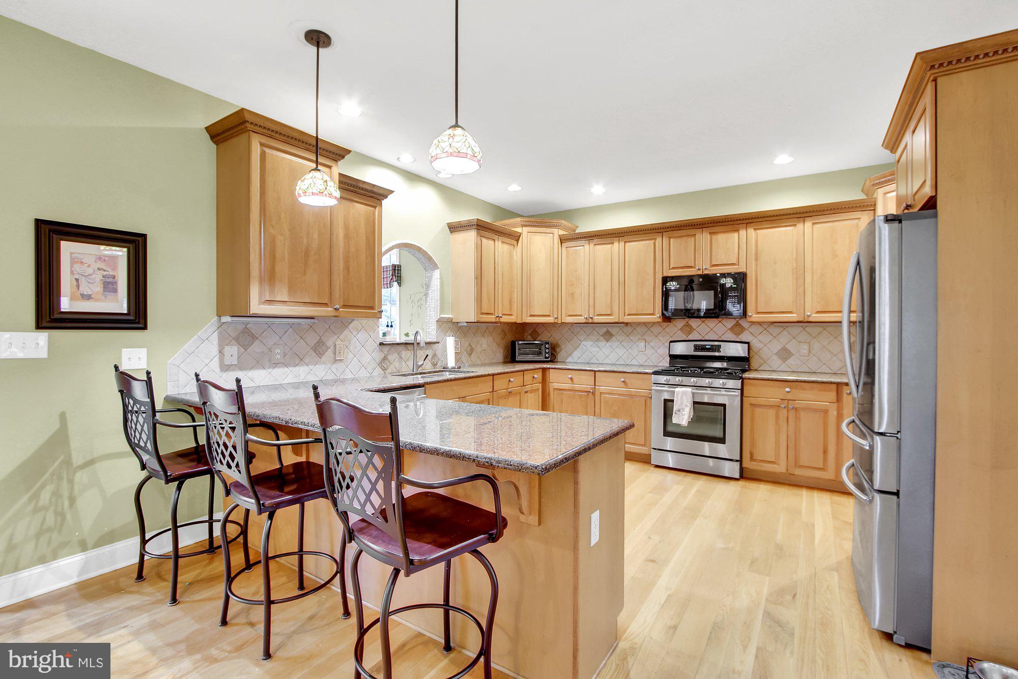 2860 Barkhill Road York, PA 17404 - Photo 6 of 36 Gallery Image 6