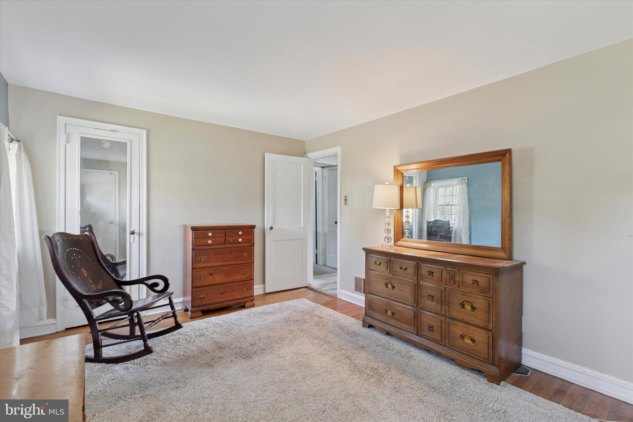 1500 Allen Road Oreland, PA 19075 - Photo 21 of 49 a living room with furniture