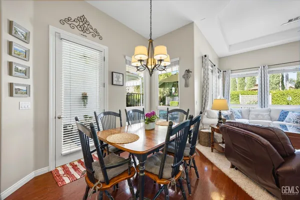 $869,900 | Undisclosed Address, Bakersfield, CA 93311