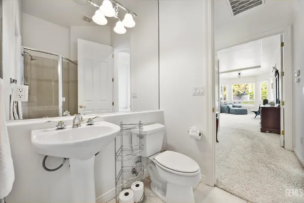 $869,900 | Undisclosed Address, Bakersfield, CA 93311
