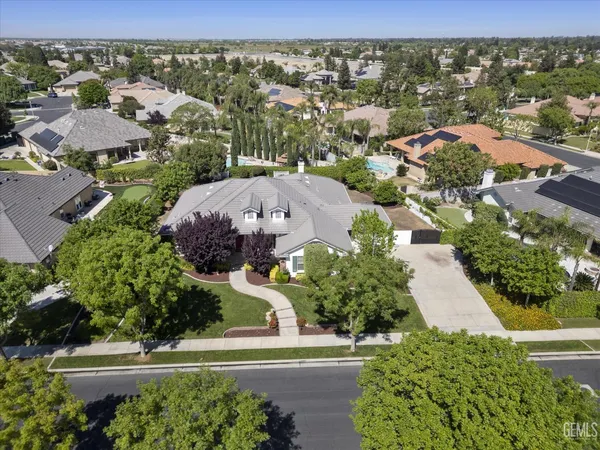 $869,900 | Undisclosed Address, Bakersfield, CA 93311