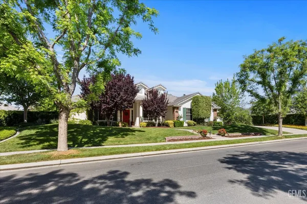 $869,900 | Undisclosed Address, Bakersfield, CA 93311