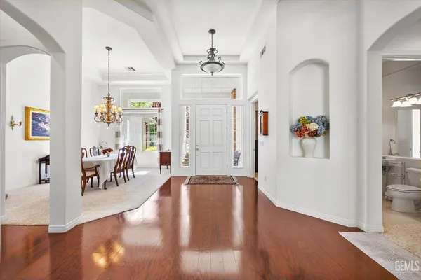 $869,900 | Undisclosed Address, Bakersfield, CA 93311