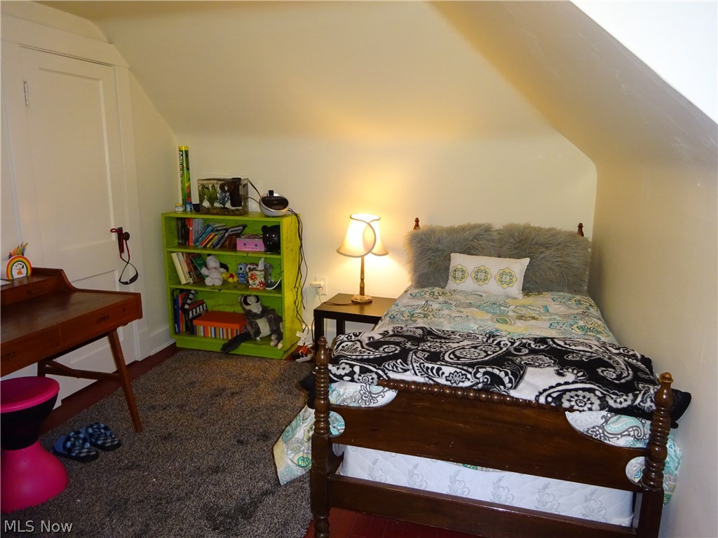 3020 Chadbourne Road Cleveland, OH 44120 - Photo 17 of 22