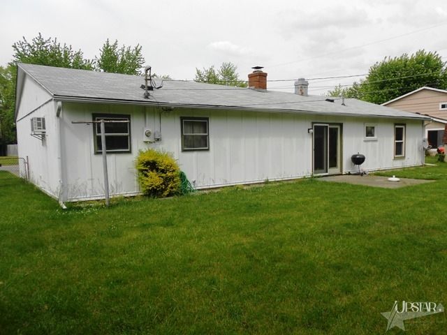 1815 West Riga Avenue Marion, IN 46952 - Photo 2 of 9 Gallery Image 2