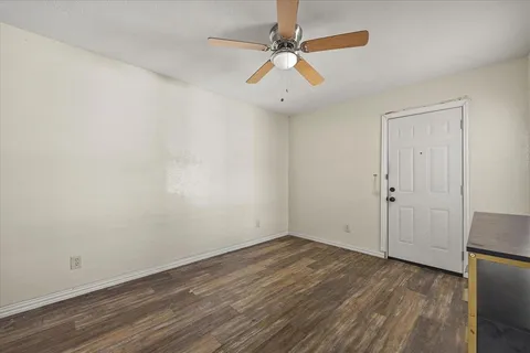 $255,000 | 2504 Brook Hollow Court, Mesquite, TX 75150