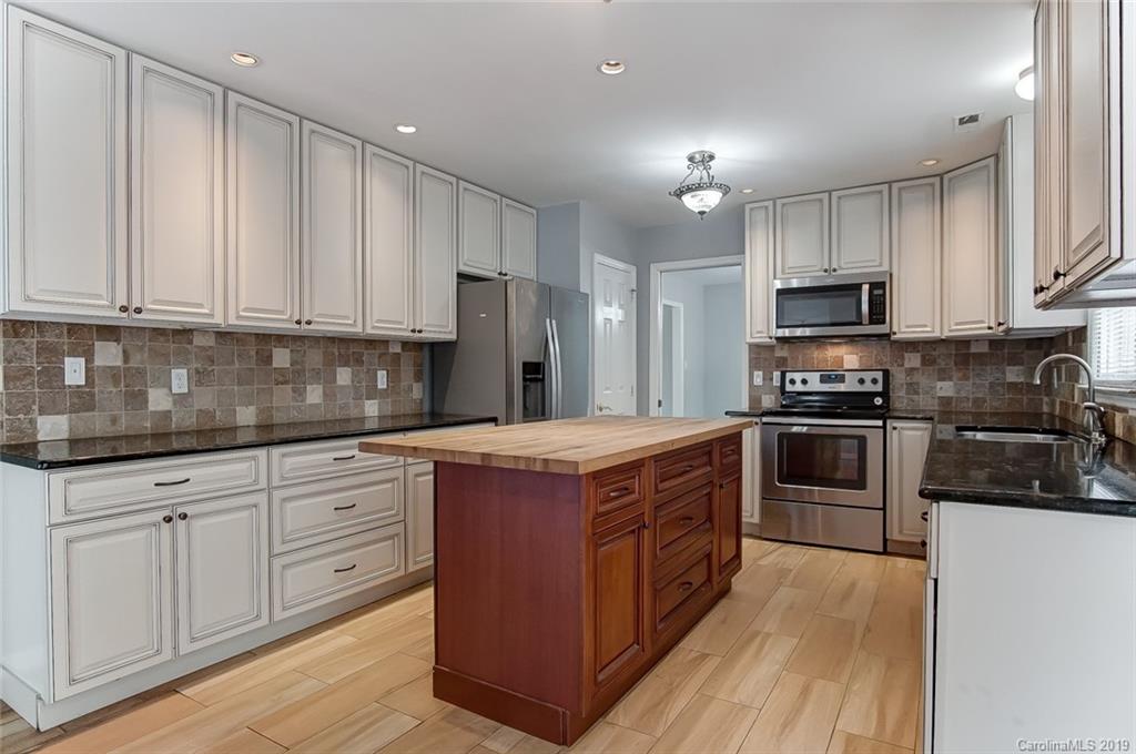 2616 Rustic Ridge Court Charlotte, NC 28270 - Photo 7 of 30