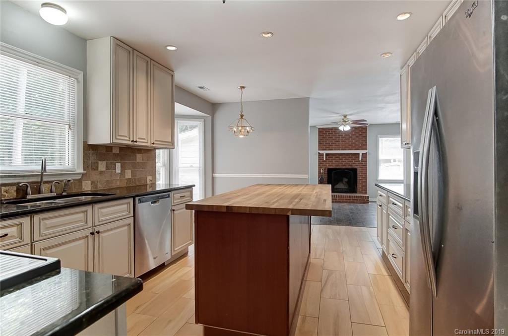 2616 Rustic Ridge Court Charlotte, NC 28270 - Photo 10 of 30