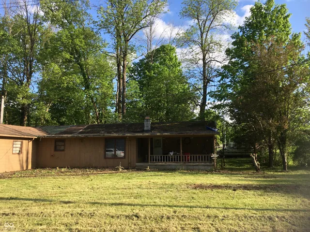 $30,000 | 9825 North Street, Rockville, IN 47872