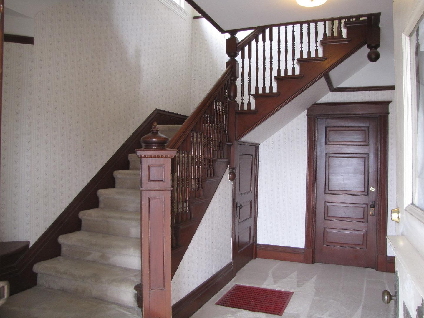 544 Tully Road San Jose, CA 95111 - Photo 3 of 9 a view of entryway